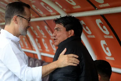 Extranjero y subcampeón del mundo: Saprissa quiere reemplazar a Vladimir Quesada con una figura