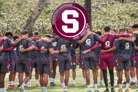 “Fuera de Saprissa”: el Monstruo explota en medio de una crisis que golpea a un ídolo