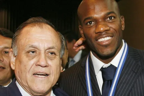 El conmovedor mensaje de David Suazo tras la muerte de Chelato Uclés