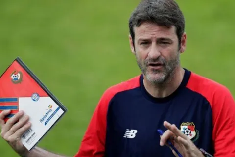 Medios panameños ya adelantan la renovación de Thomas Christiansen