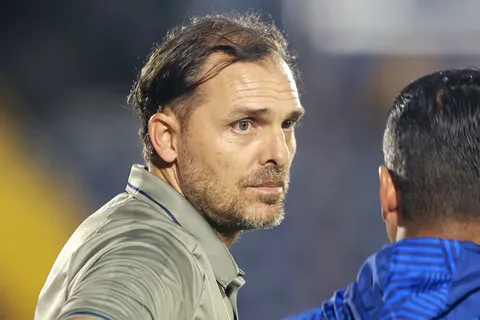Andrés Carevic se mostró molesto.