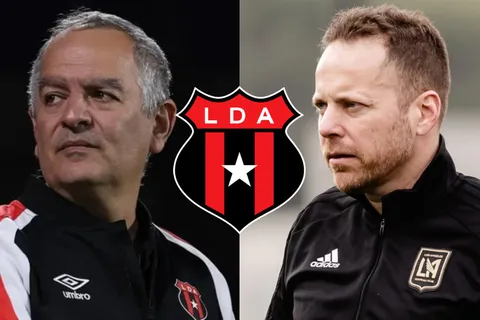 El técnico del LAFC se cruzó con Joseph Joseph y le dijo en la cara lo que le falta a Alajuelense: "La Concachampions les dura una semana"