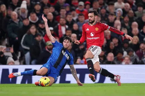 “Salgan y trabajen duro”: Rio Ferdinand exige una reacción del Manchester United antes del duelo con Bournemouth