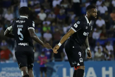 Así está la tabla de posiciones del Clausura 2026 tras la dura derrota de Olimpia: Jeaustin Campos domina a placer Honduras