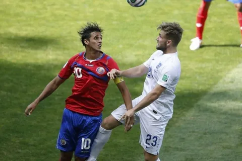 Costa Rica reprueba contra Ingleterra a una semana del mundial