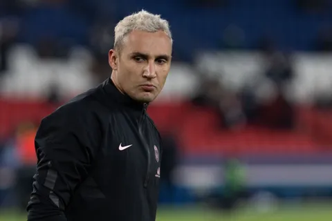 El PSG golea con Keylor Navas en el banquillo