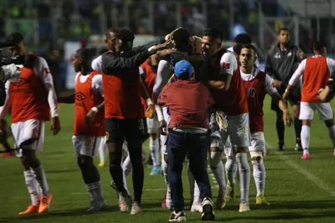 Ni Motagua, ni Marathón: el equipo de Honduras que se ha quedado sin entrenador