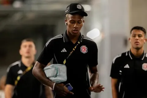 Josimar Alcócer habló sobre las diferencias entre club y selección. (Foto: Instagram)