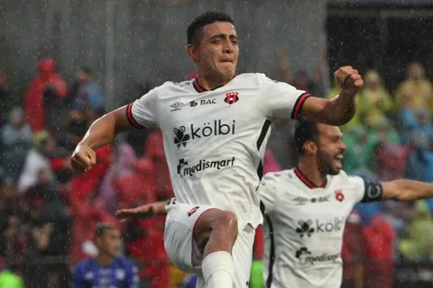 "Nunca me soltó la mano": Daniel Chacón sigue en Alajuelense y le agradeció a la persona que lo respaldó en su peor momento