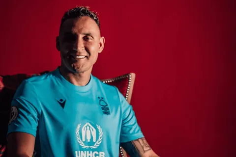 ¿Por qué Keylor Navas celebró hoy los triunfos de Arsenal, Chelsea y Brighton?