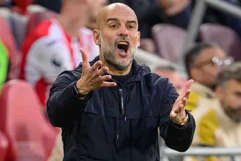 Pep Guardiola visitó el Etihad para apoyar al City en plena crisis institucional, según The Athletic