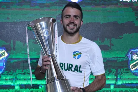 Rodrigo Saravia regresa al futbol de Guatemala
