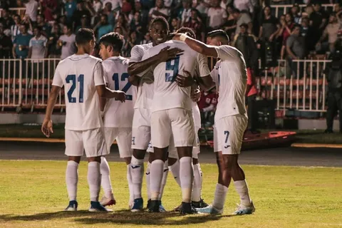 ¡No hubo sorpresa, sí lágrimas! Como se esperaba, Honduras goleó a Puerto Rico