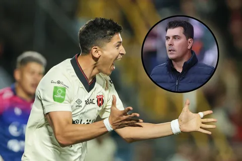 Ismael Rescalvo define: la decisión que tomará con Ángel Zaldívar en Alajuelense para el Apertura 2026
