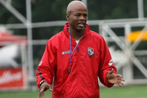 Julio Dely Valdés pronostica una victoria de Panamá por 2-0
