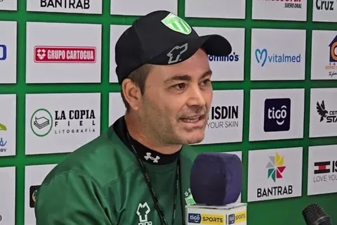 La preocupación del técnico de Antigua GFC antes de enfrentar a Saprissa