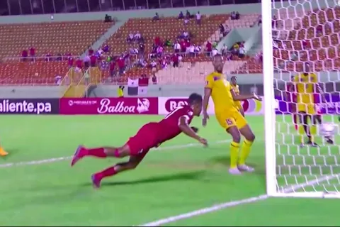 Agónico gol de Panamá [VIDEO]