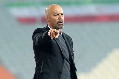 El Fantasma Figueroa le lanza un dardo a CONCACAF