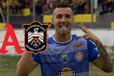 Gregori Díaz con la camisola de Isidro Metapán.