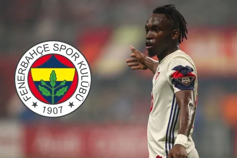 Aseguran que Fenerbahçe tiene todo listo para firmar a Alberth Elis