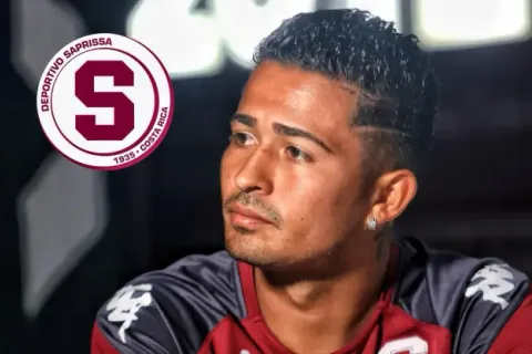 Tras la polémica en Saprissa con el padre de Rachid Chirinos, Gerson Torres se involucra y queda expuesto ante la afición: "Ni un minuto más"
