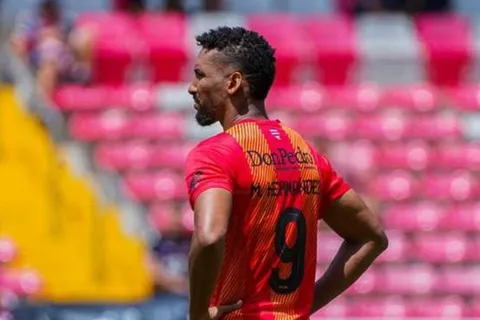 "No me gustan los problemas": Marcel Hernández recibe un mensaje que retumba en el camerino de Herediano