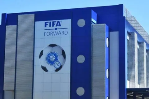 FIFA toma decisión que obliga a El Salvador a hacer cambios drásticos en su Selección Nacional