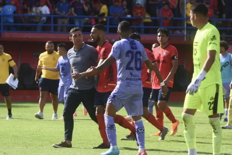 Municipal vuelve a perder y sigue sin ganar en el Torneo Apertura 2023