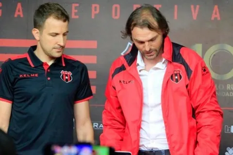 Agustín Lleida desminete a Andrés Carevic sobre la propuesta de club mexicano