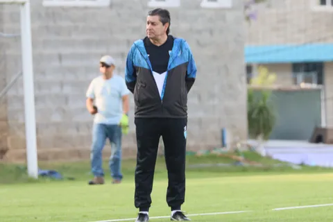 Luis Fernando Tena ya tiene al refuerzo que tanto esperaba para la Selección de Guatemala