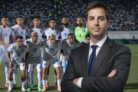 "Hay luz verde": Selección de Honduras ya tendría elegido su nuevo DT tras el no de Jesús Casas