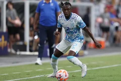 Alberth Elis confirmó el club en el que continuará esta temporada en Europa