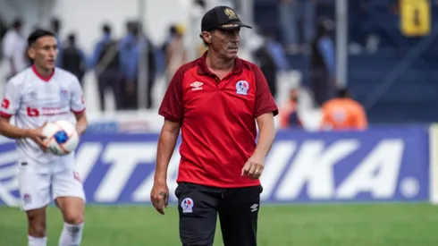 Pedro Troglio deja en duda su futuro con Olimpia (Olimpia)