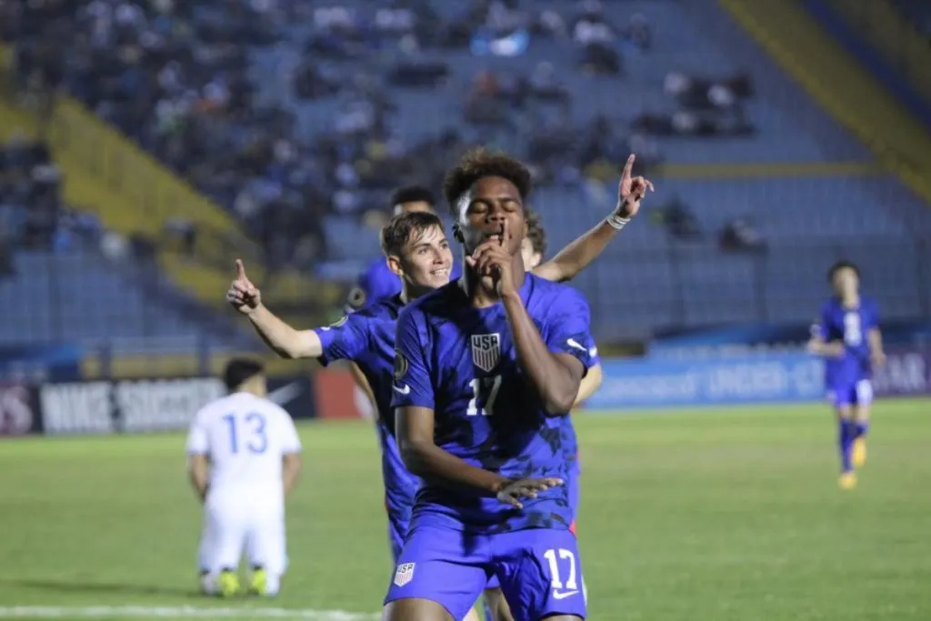 Celebración de Keyrol Figueroa ante Guatemala / Concacaf