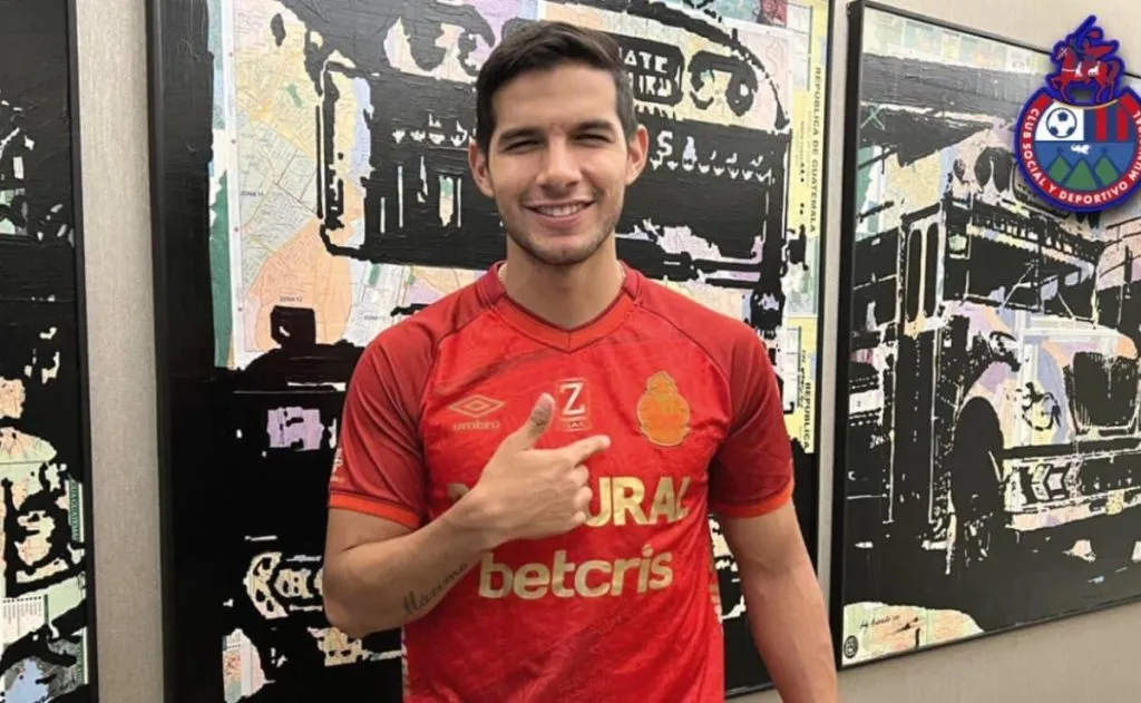 Antonio Chucho López con Municipal