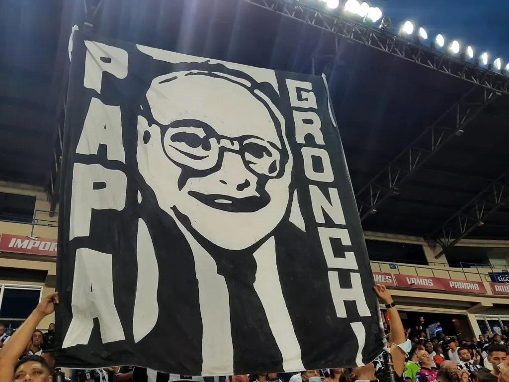 Mural de Giancarlo Gronchi presentado por la barra de Tauro (Foto: LPF)