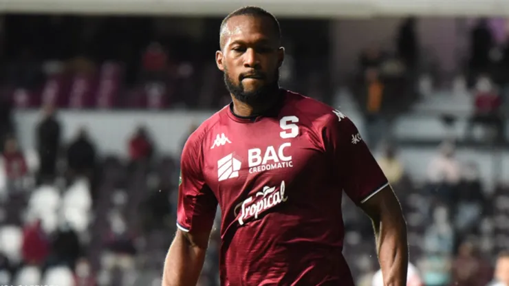 Deportivo Saprissa | Kendall Waston también sufrió insultos racistas por parte de su entrenador