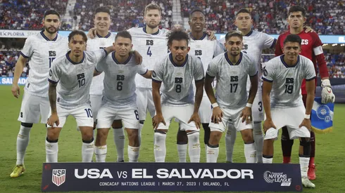 Las opciones de El Salador: Gira por Asia o Europa (La Selecta)