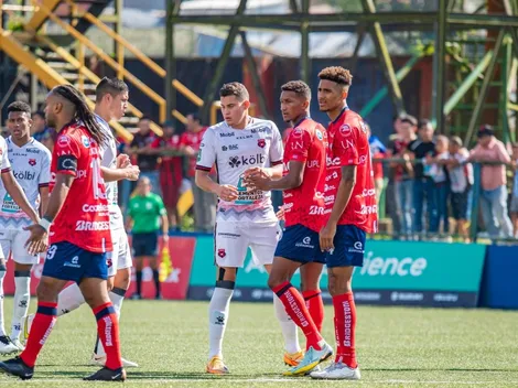 Alajuelense dejó escapar triunfo al último minuto y ve alejarse al Saprissa en la cima