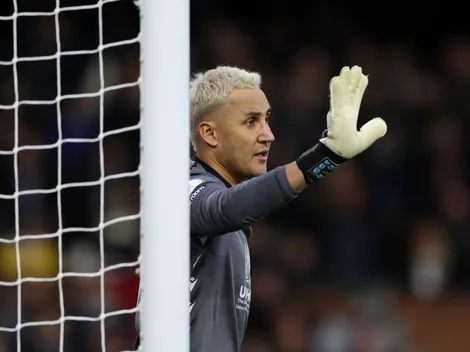 Keylor Navas enfrenta a tres futbolistas de sangre caribeña con el Nottingham Forest