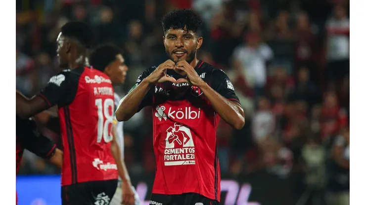 Johan Venegas llega encendido para juego ante Los Ángeles FC