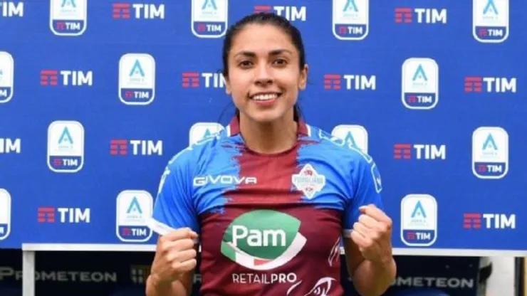 Ana Lucía Martínez hace dos goles en la Serie A de Italia (Pomigliano)