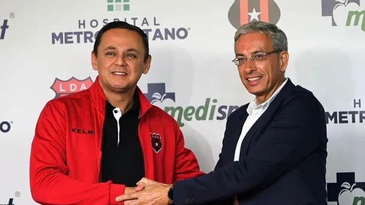 Alajuelense anuncia salida de su Gerente Deportivo
