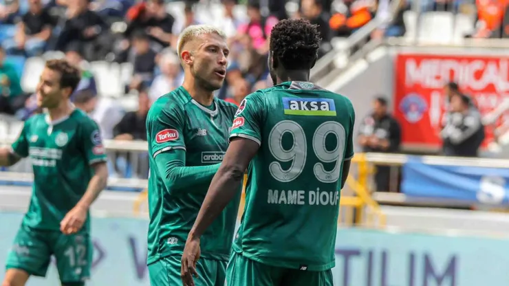 Francisco Calvo brilló con anotación en triunfo del Konyaspor 