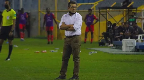 Hugo Pérez manda dardo a La Liga Nacional (Concacaf)