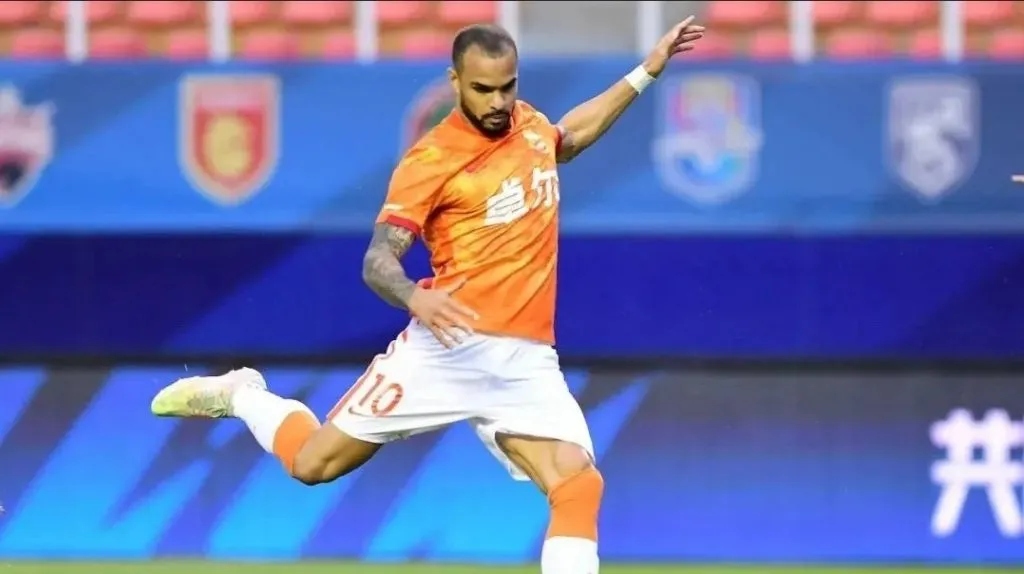 Felicio Brown metió 12 goles en 30 partidos con el Wuhan Yangtze.