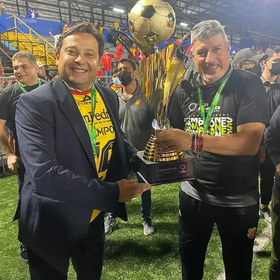 En 2021 Campos llevó a Herediano a su título 29 (CSH)