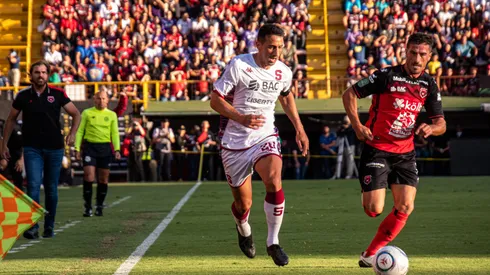 ¿Cuándo y contra quiénes juegan Saprissa y Alajuelense por la fecha 18?