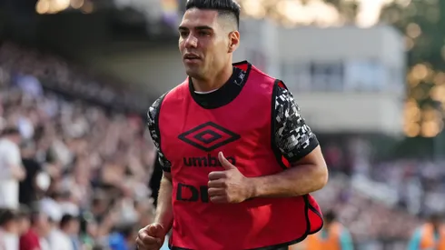 MADRID, SPAIN - MAY 12: Radamel Falcao Garcia of Rayo Vallecano warms up during the La Liga Santander match between Rayo Vallecano and Villarreal CF at Campo de Futbol de Vallecas on May 12, 2022 in Madrid, Spain. (Photo by Angel Martinez/Getty Images)