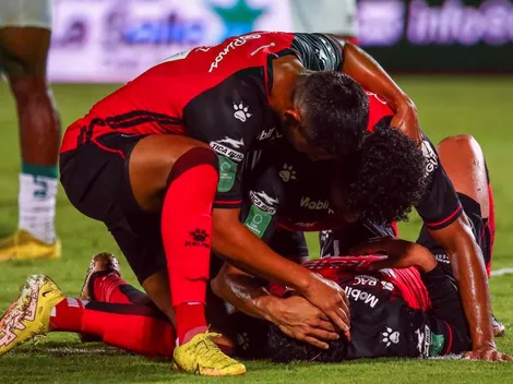 Alajuelense pasó de la comodidad en la cima a la posibilidad de quedar fuera de clasificación